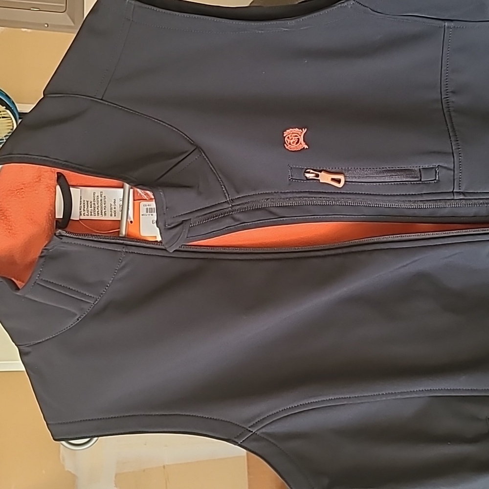 Cinch soft shell vest